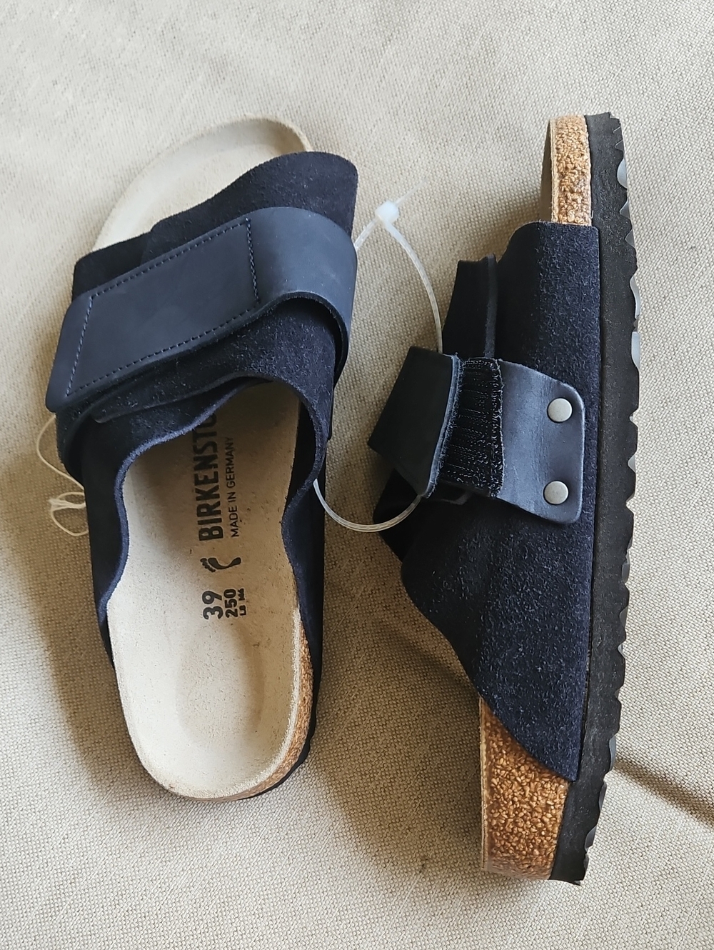 Birkenstock Oita Suede Slides, Dark Navy Blue (Almost Black) Woman's 8, Men's 6 - Picture 6 of 8